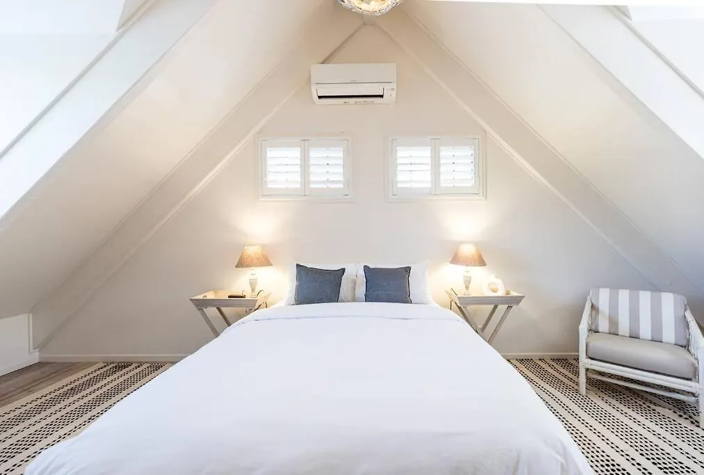 Hébergement de vacances 'The Rest' Stunning Noosa Family Beach Cottage