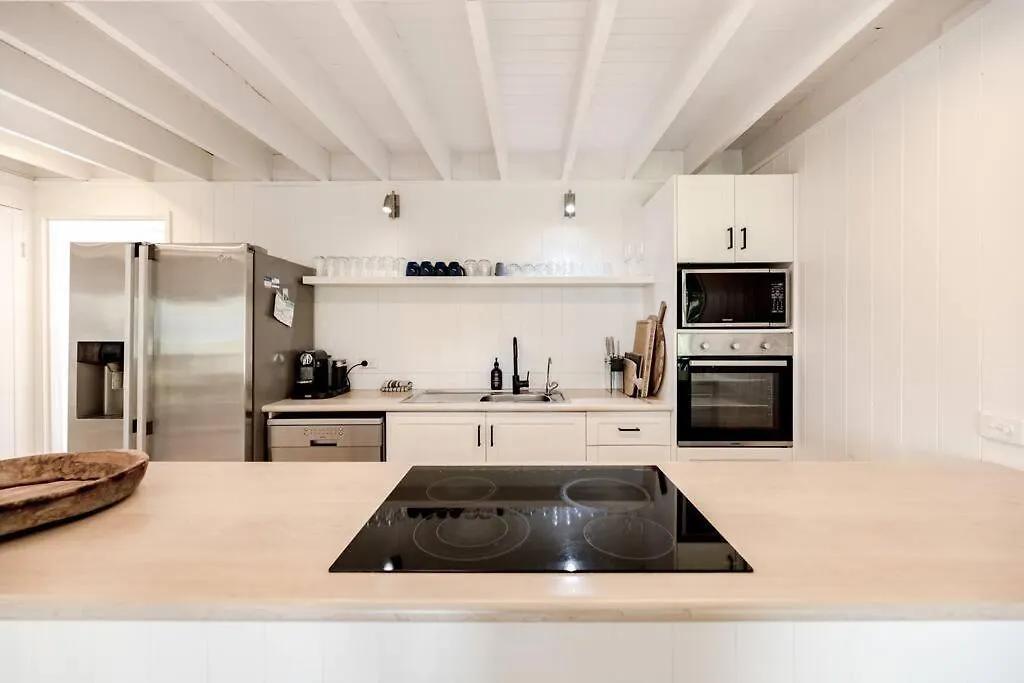 'The Rest' Stunning Noosa Family Beach Cottage 0*, Noosa Heads Australie