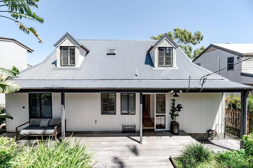 Hébergement de vacances 'The Rest' Stunning Noosa Family Beach Cottage